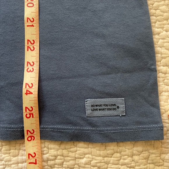 Life Is Good women’s M size tshirt. Winnie the Pooh, hello there, color blue. - Picture 4 of 5